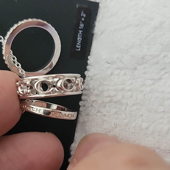 Coach necklace - Picture 4 of 9